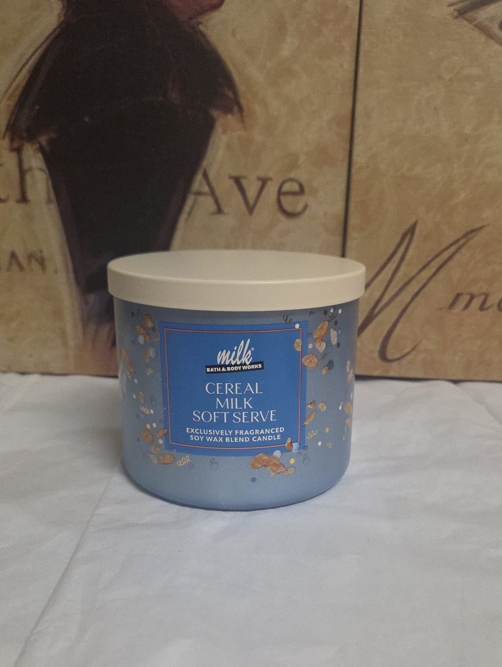 Bath & Body Works Blue Cereal Milk Soft Serve 3-Wick Candle